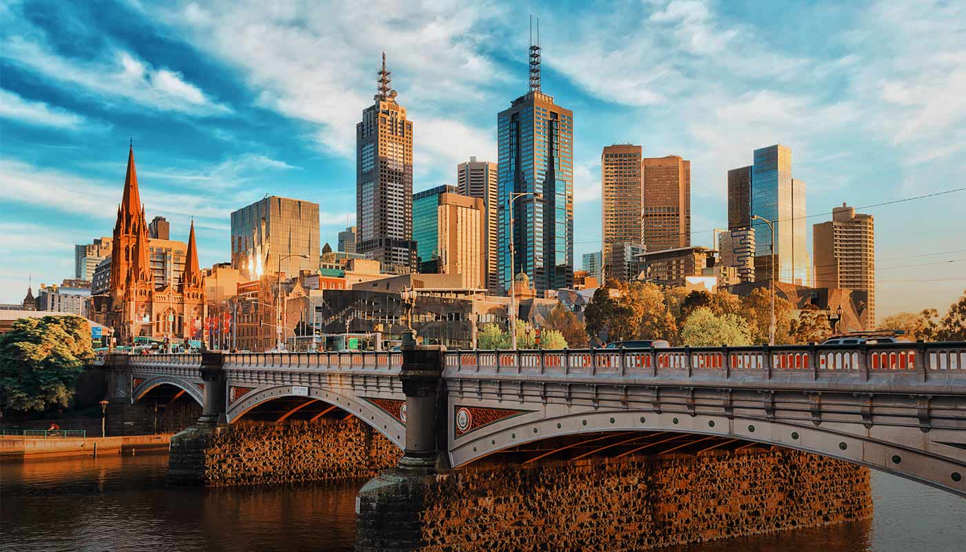 Melbourne skyline with a bridge over the Yarra River